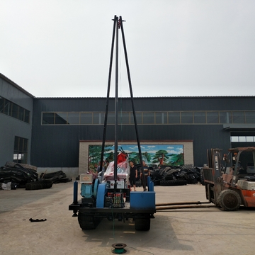 Rubber Crawler Chassis With Triangle Tower And Four Corner Tower